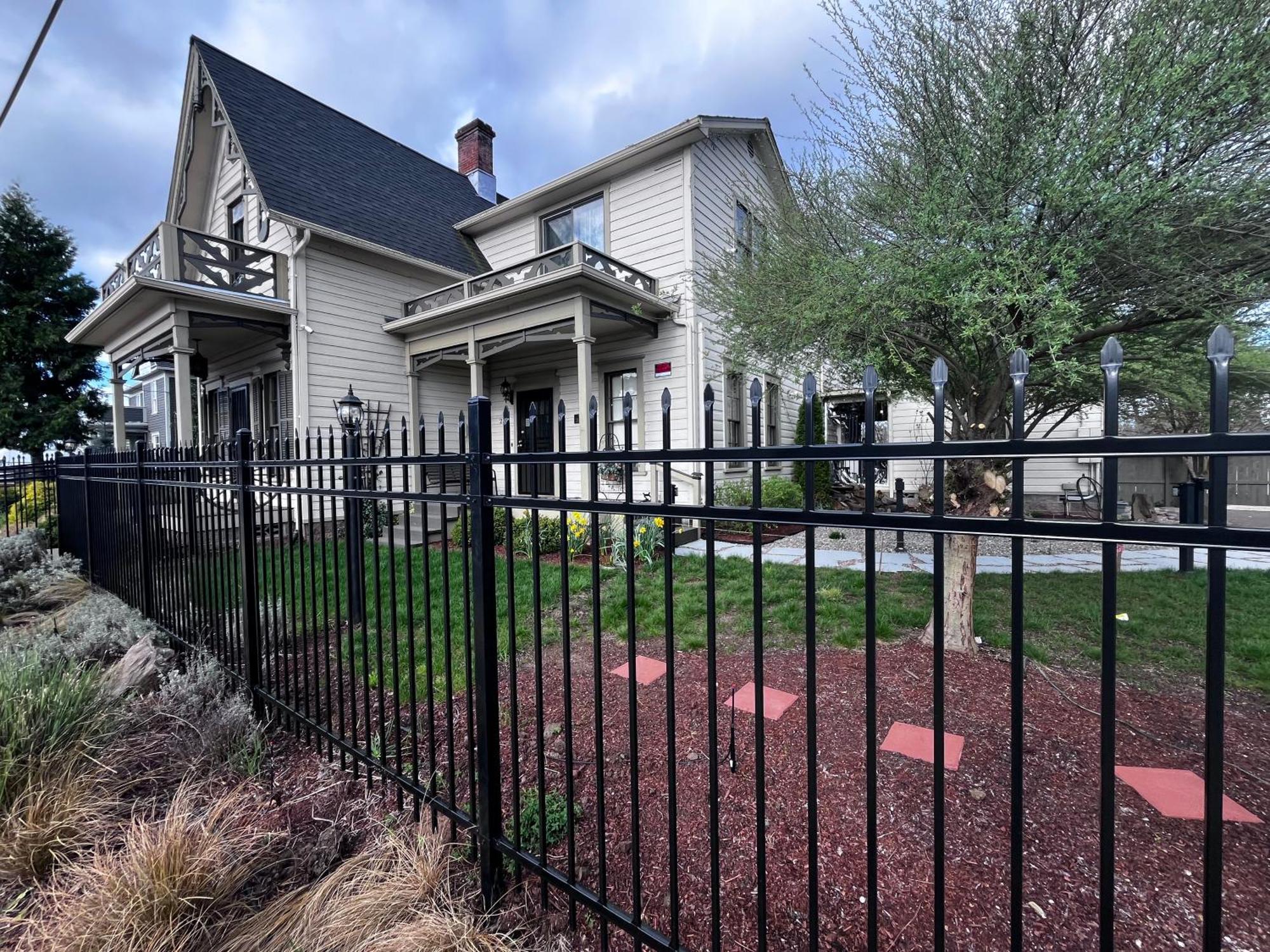 Historical John Rast House Circa 1875 Ξενοδοχείο Roseburg Εξωτερικό φωτογραφία